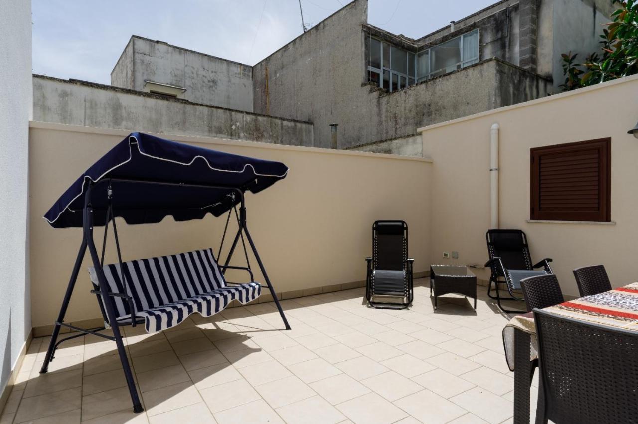 Vacation Rental "Nonna Cecilia"レッチェ エクステリア 写真